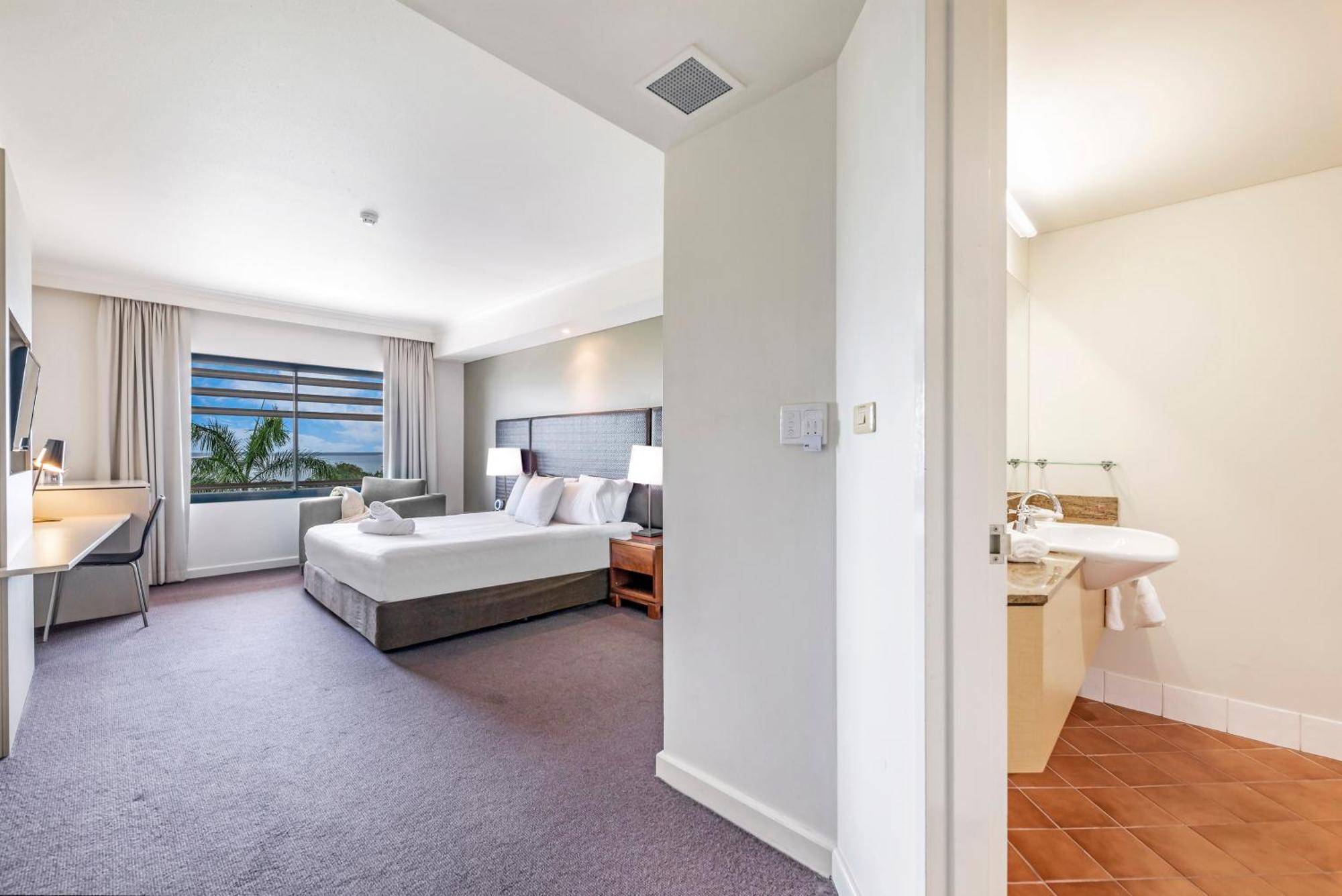 Apartment 'vistas Al Mar' Dual Harbourfront Seaview Darwin