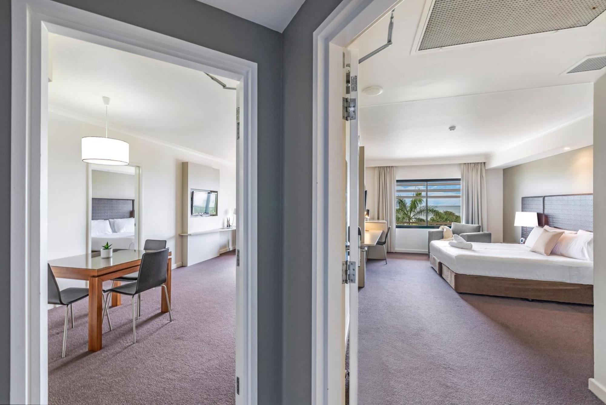 'vistas Al Mar' Dual Harbourfront Seaview Darwin